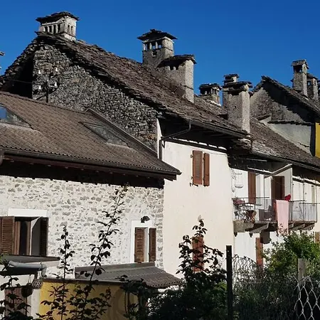 Di Casa Leoni Verscio